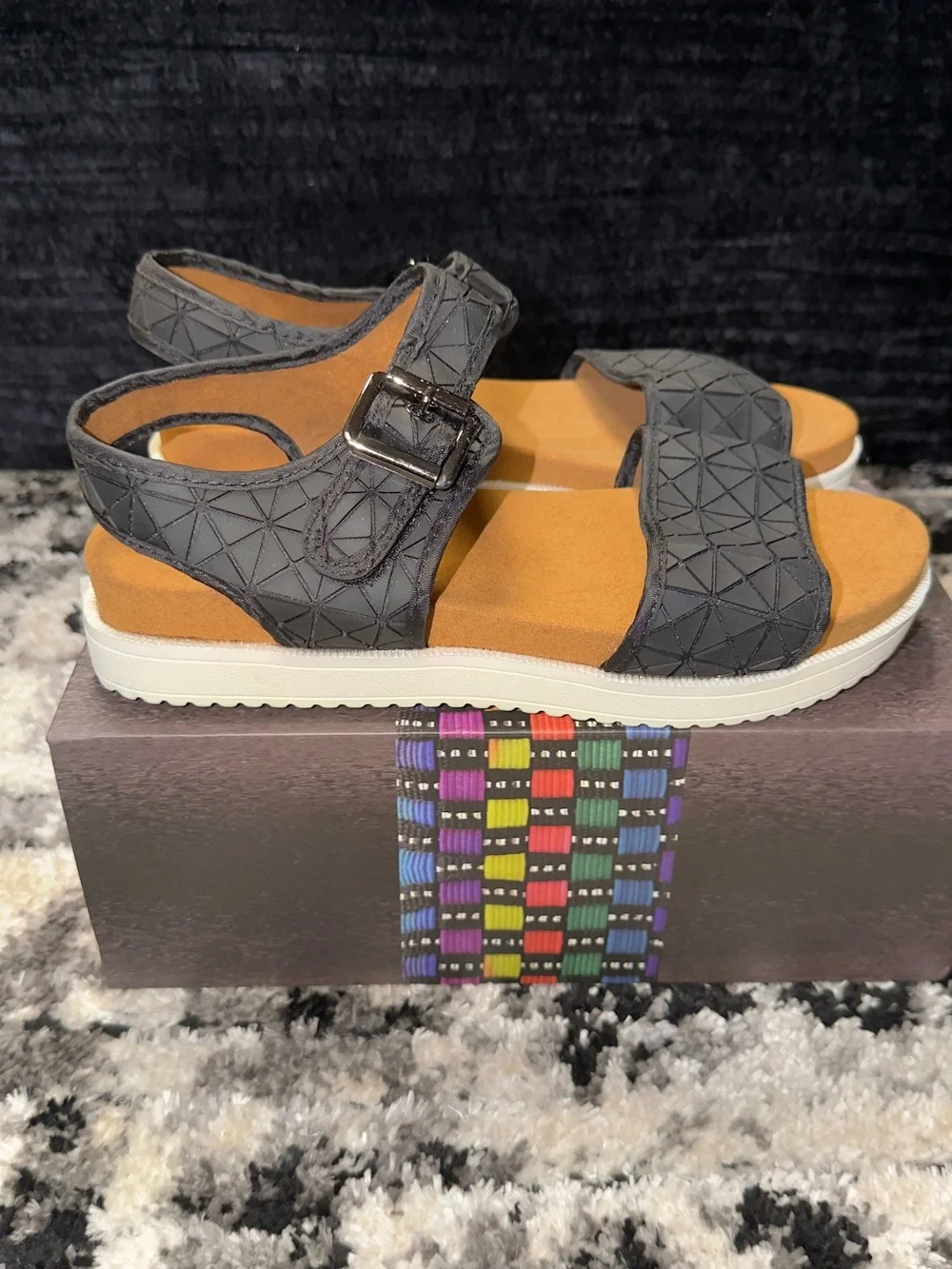 bernie mev. Black Textured Strap Sandals with Tan Footbed